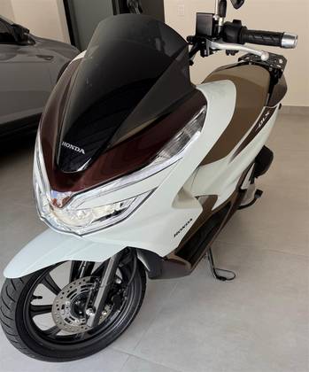 HONDA PCX DLX HONDA PCX DLX